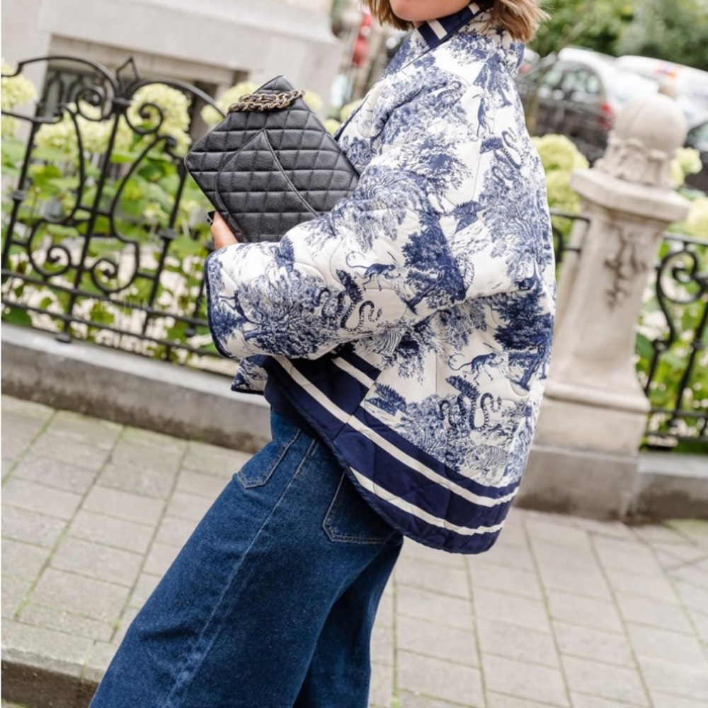 Cropped Puffer Jacket - Picture 4 of 9